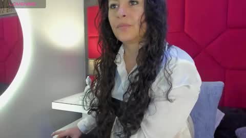 Snapshot of hanny_milf_ chatting on March 1, 11:39 am HANNY online show from March 1, 11:39 am