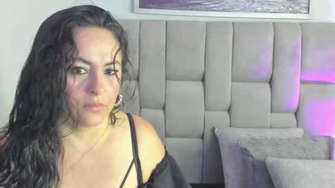Snapshot of hanny_milf_ chatting on September 20, 11:55 am HANNY online show from September 20, 11:55 am