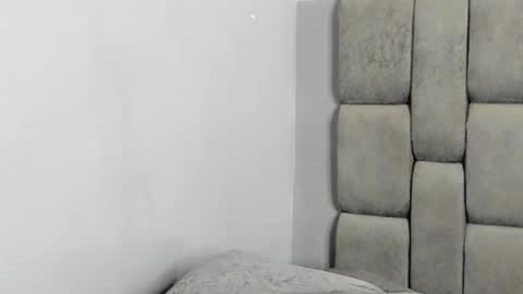 Snapshot of hanny_milf_ chatting on September 24, 11:35 am HANNY online show from September 24, 11:35 am