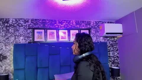 Snapshot of hanny_milf_ chatting on October 28, 11:25 am HANNY online show from October 28, 11:25 am