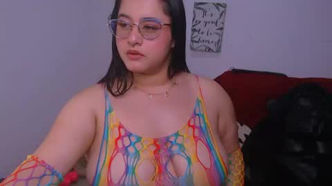Snapshot of hanny_parkerr chatting on April 21, 4:08 am Hanny Parkerr online show from April 21, 4:08 am
