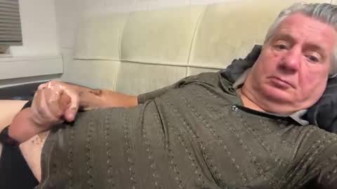 hans66760 online show from October 20, 9:48 pm