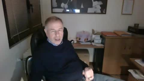 Snapshot of hanscooper chatting on December 12, 5:37 pm hanscooper online show from December 12, 5:37 pm