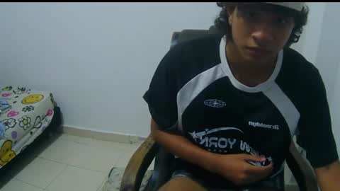 hansel_take online show from June 3, 8:14 pm