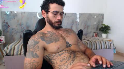 hanz_col online show from May 14, 4:47 pm
