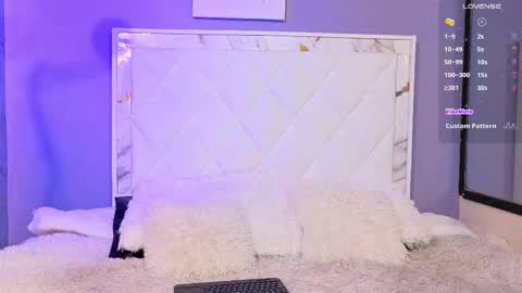 Snapshot of hanzking01 chatting on March 22, 2:04 am Hanzking01 online show from March 22, 2:04 am