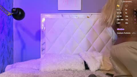 Snapshot of hanzking01 chatting on March 31, 4:13 am Hanzking01 online show from March 31, 4:13 am