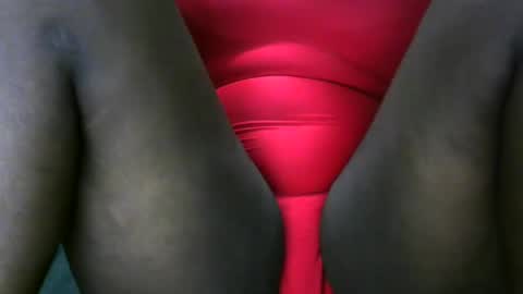 Snapshot of happy_darling chatting on February 19, 3:06 am happy online show from February 19, 3:06 am