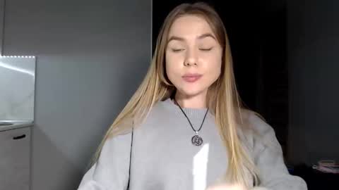 Snapshot of happy_fox_ chatting on May 1, 9:08 pm happy_fox_ online show from May 1, 9:08 pm