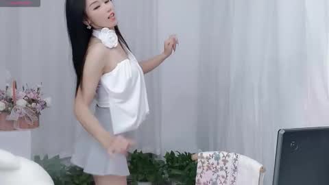 Snapshot of happyflower802318 chatting on March 20, 3:44 am Daisy online show from March 20, 3:44 am