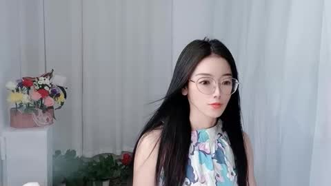 Snapshot of happyflower802318 chatting on March 27, 4:07 am Daisy online show from March 27, 4:07 am