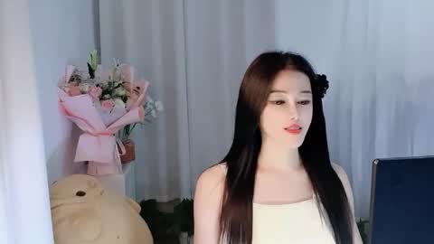 Daisy online show from April 24, 3:14 pm