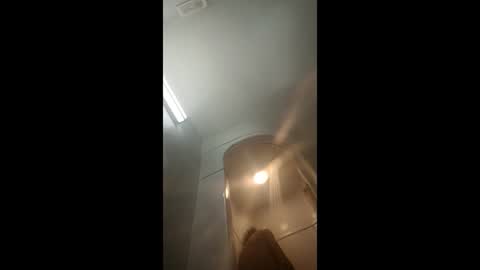 Snapshot of happysunshine4319 chatting on February 8, 5:49 pm happysunshine4319 online show from February 8, 5:49 pm