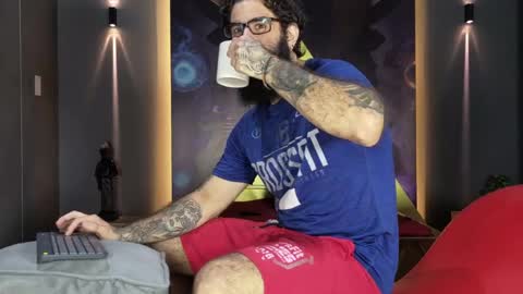 haraldsmed0 online show from May 19, 1:39 pm