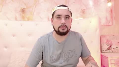 Snapshot of haraldturner chatting on April 2, 11:30 am haraldturner online show from April 2, 11:30 am