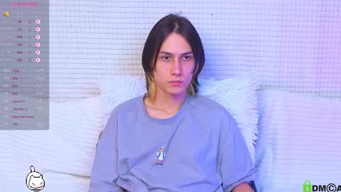 Mark online show from October 14, 9:04 pm