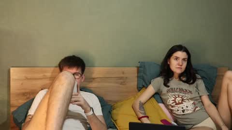 Emily and David online show from January 13, 4:50 am
