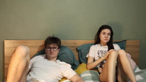 Emily and David online show from January 29, 5:19 am