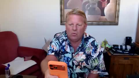 Snapshot of hardblondcouplehawaii chatting on March 24, 6:35 pm Steele and Cassie online show from March 24, 6:35 pm