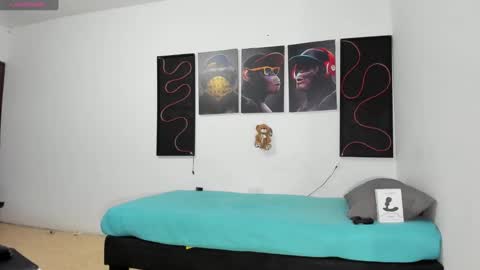 hardboy_latin online show from March 9, 10:19 pm