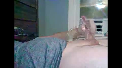 cervixpainter25 online show from December 5, 4:42 am