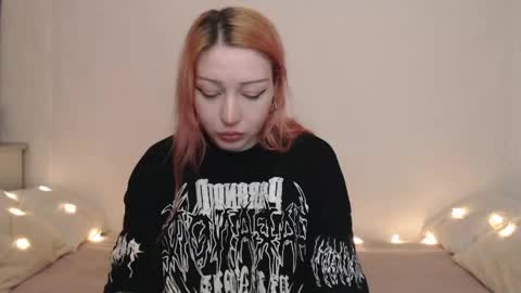 Emily online show from May 8, 10:26 pm