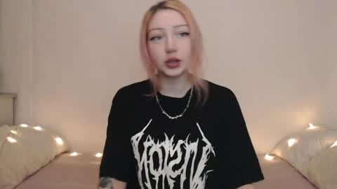 Emily online show from May 10, 7:52 pm