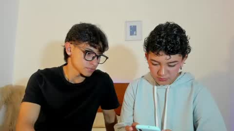 Snapshot of hardcoreheat_ind chatting on June 21, 6:10 pm kade and demi independent models online show from June 21, 6:10 pm