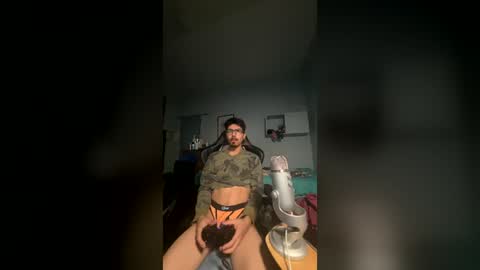 harddmikee online show from June 25, 5:12 am