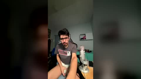 harddmikee online show from June 26, 9:41 pm