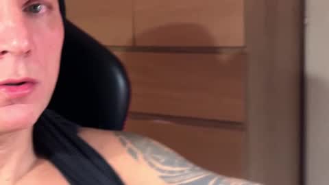 MATTSTEEL - ITALIAN STALLION online show from January 6, 10:15 pm