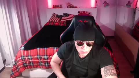 MATTSTEEL - ITALIAN STALLION online show from January 20, 12:25 am