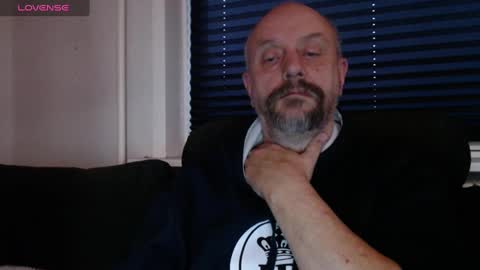 Snapshot of hardmrlazy chatting on December 25, 2:45 pm MrLazy online show from December 25, 2:45 pm