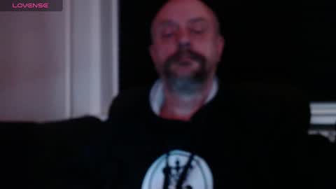 Snapshot of hardmrlazy chatting on December 25, 5:47 pm MrLazy online show from December 25, 5:47 pm