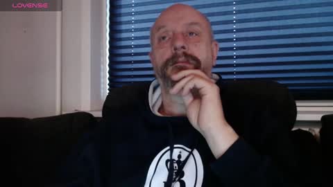 Snapshot of hardmrlazy chatting on December 26, 10:59 am MrLazy online show from December 26, 10:59 am