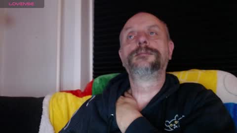 Snapshot of hardmrlazy chatting on December 29, 1:02 am MrLazy online show from December 29, 1:02 am