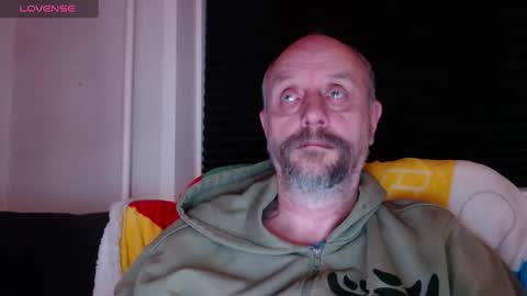 Snapshot of hardmrlazy chatting on December 30, 10:12 pm MrLazy online show from December 30, 10:12 pm