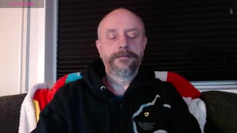 Snapshot of hardmrlazy chatting on January 2, 6:01 pm MrLazy online show from January 2, 6:01 pm