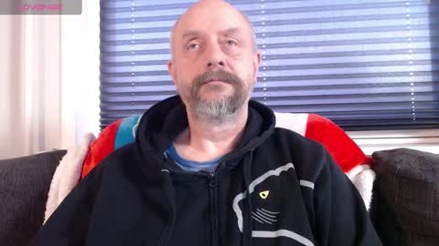 Snapshot of hardmrlazy chatting on January 3, 2:30 pm MrLazy online show from January 3, 2:30 pm