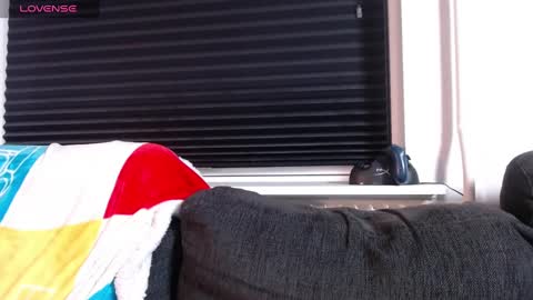 Snapshot of hardmrlazy chatting on January 3, 5:31 pm MrLazy online show from January 3, 5:31 pm