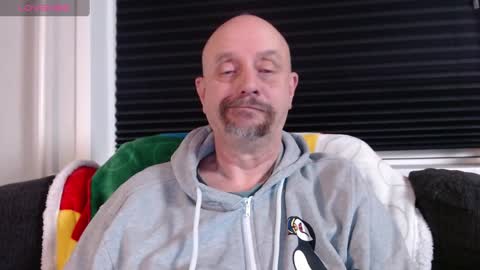 Snapshot of hardmrlazy chatting on January 7, 9:35 pm MrLazy online show from January 7, 9:35 pm