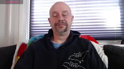 Snapshot of hardmrlazy chatting on January 8, 12:26 pm MrLazy online show from January 8, 12:26 pm