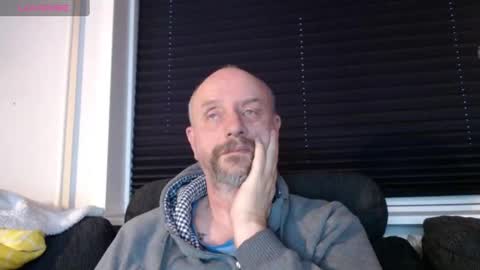 Snapshot of hardmrlazy chatting on January 31, 4:06 pm MrLazy online show from January 31, 4:06 pm