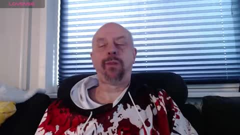 Snapshot of hardmrlazy chatting on February 2, 11:40 am MrLazy online show from February 2, 11:40 am