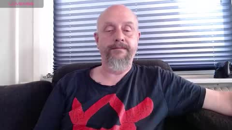 Snapshot of hardmrlazy chatting on September 9, 2:38 pm MrLazy online show from September 9, 2:38 pm