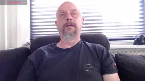 Snapshot of hardmrlazy chatting on September 12, 12:27 pm MrLazy online show from September 12, 12:27 pm