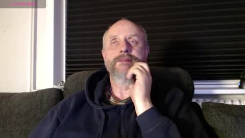 Snapshot of hardmrlazy chatting on October 22, 7:02 pm MrLazy online show from October 22, 7:02 pm