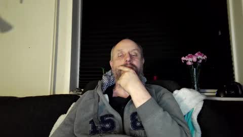 Snapshot of hardmrlazy chatting on March 4, 6:58 pm MrLazy online show from March 4, 6:58 pm