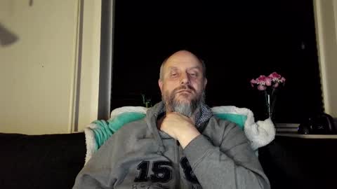 Snapshot of hardmrlazy chatting on March 17, 6:00 pm MrLazy online show from March 17, 6:00 pm