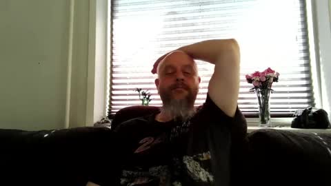 MrLazy online show from April 27, 11:30 am